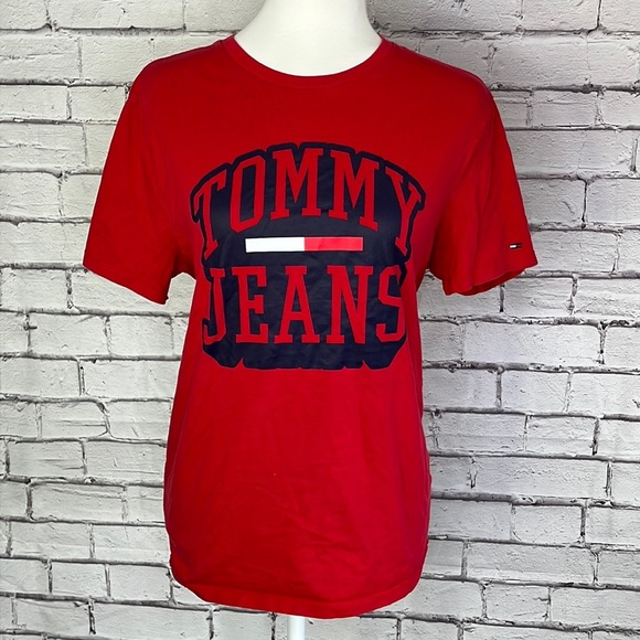 Tommy Hilfiger Tops - Tommy Hilfiger Tommy Jeans Graphic Logo Short Sleeve Tee